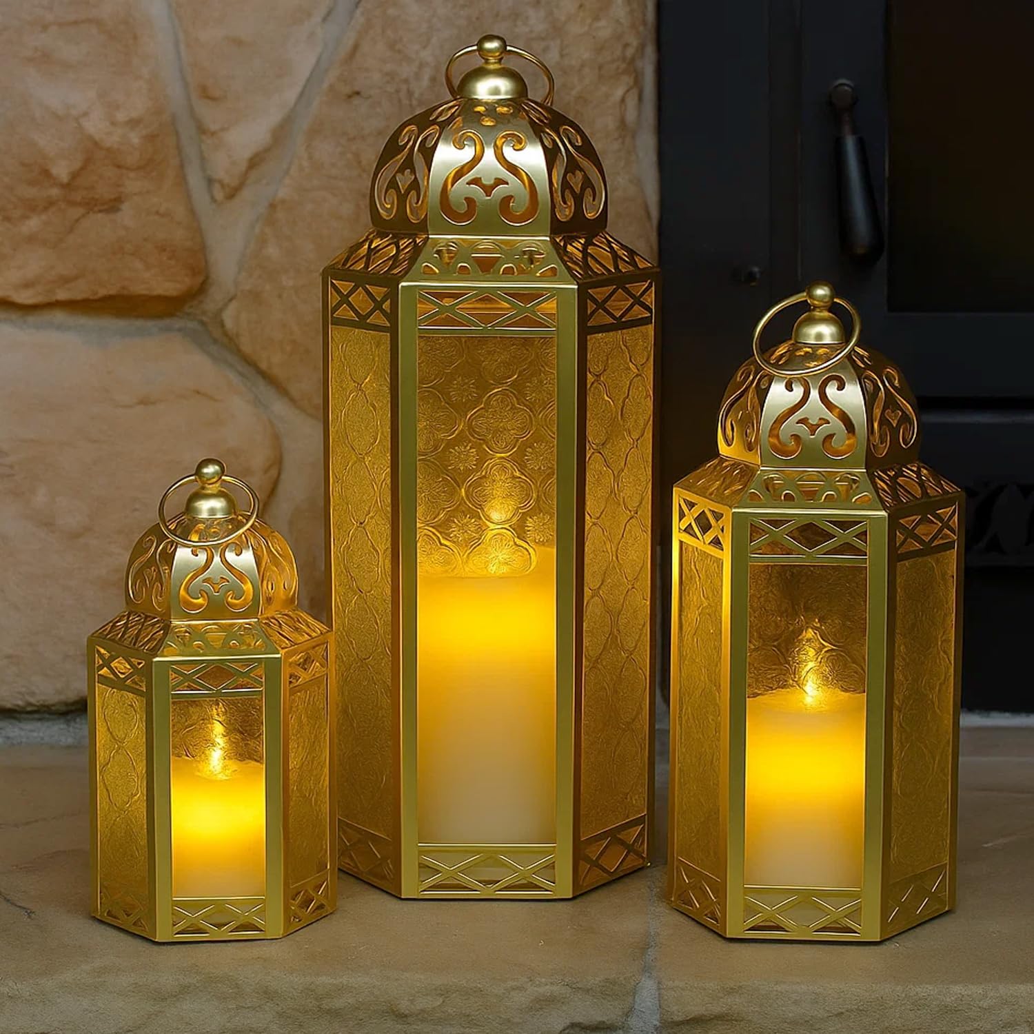 Set of 3 Clear Glass & Gold Metal Moroccan Candle Lantern Holders (XL, Large, Small) - Decorative Indoor/Outdoor Decor for Patio, Floor, Weddings & Ramadan - Gold 3 unidades - PT07