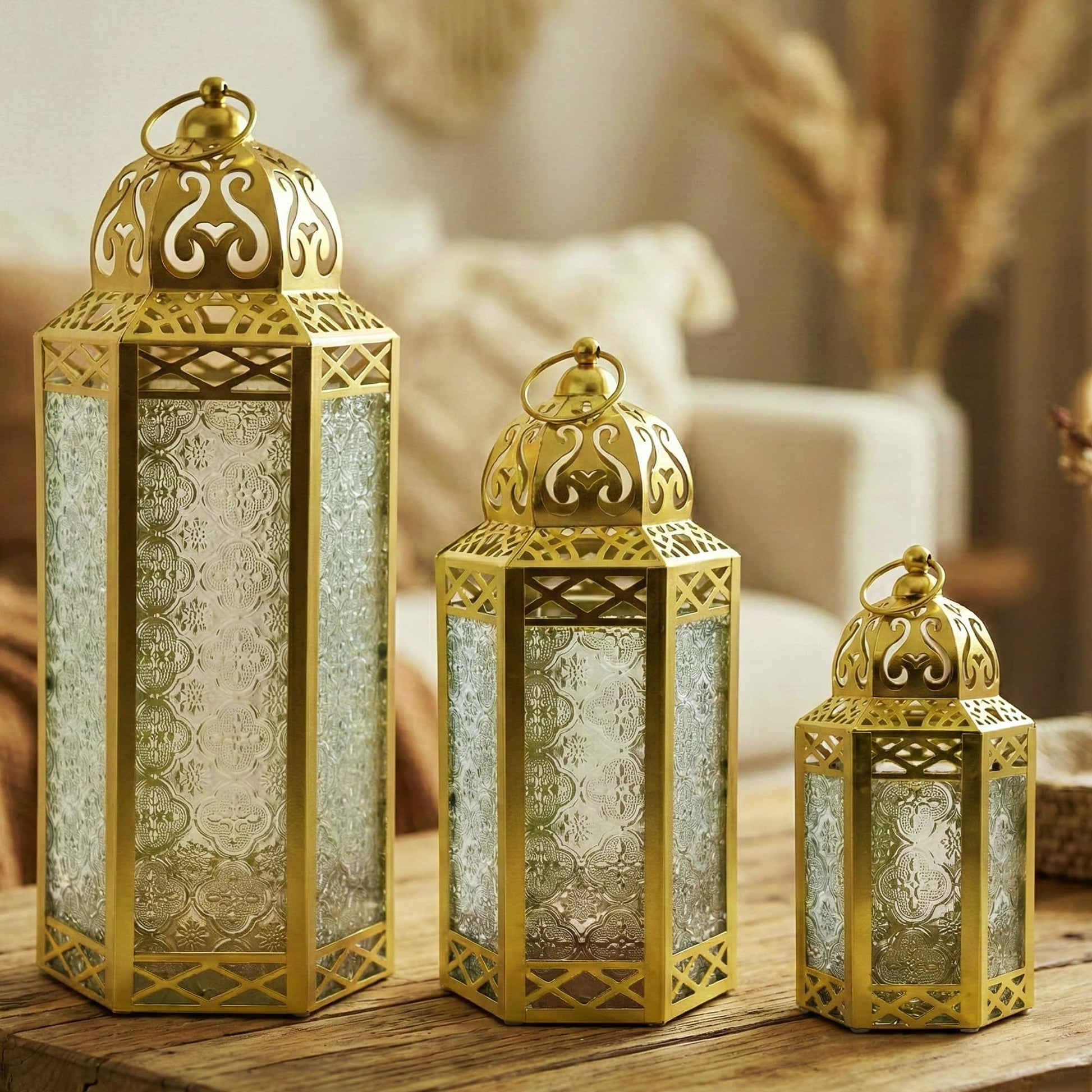 Set of 3 Clear Glass & Gold Metal Moroccan Candle Lantern Holders (XL, Large, Small) - Decorative Indoor/Outdoor Decor for Patio, Floor, Weddings & Ramadan - Gold 3 unidades - MAIN